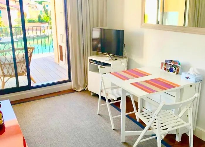 Apartmán Terrasse Ensoleillee Sur Les Canaux Grimaud